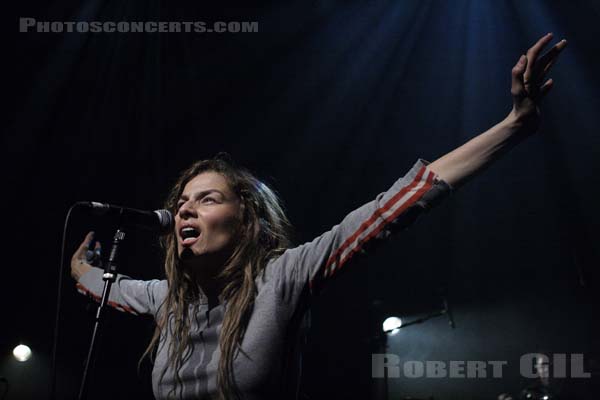 ELLI MEDEIROS - 2006-04-20 - PARIS - Cafe de la Danse - 